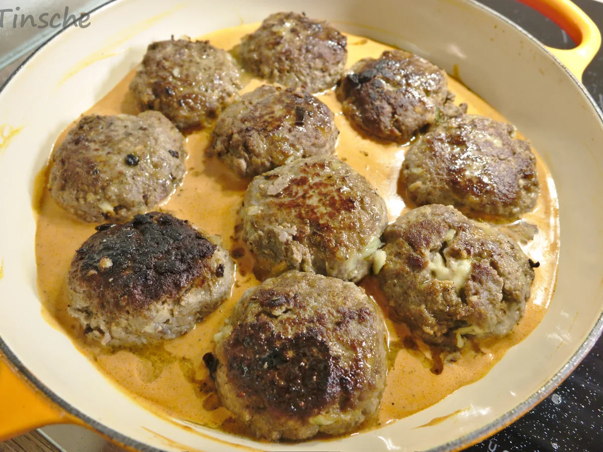 Rezept: Bifteki in Metaxasoße auf meine Art ;-) Bild Nr. 13697 Bifteki in Metaxasoße auf meine Art ;-) - Rezept - Bild Nr. 13697