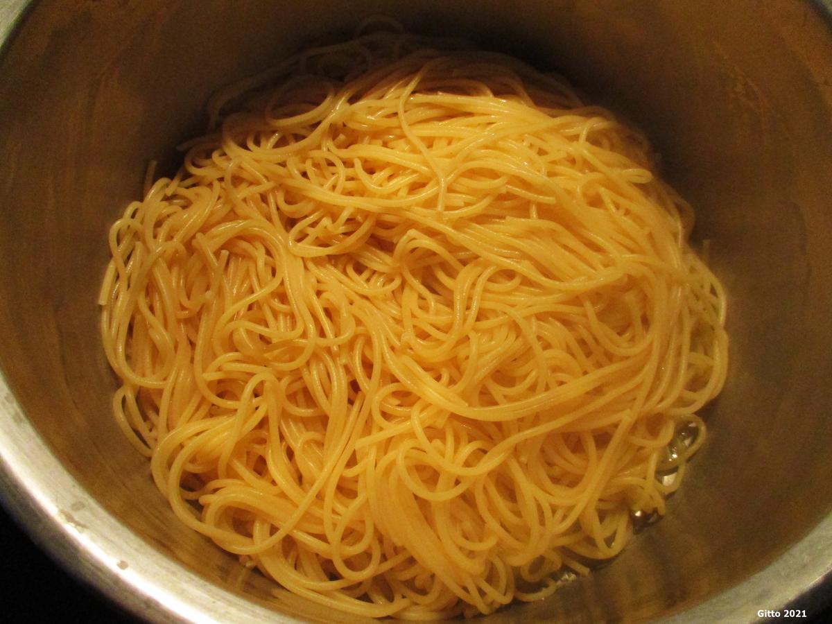 Spaghetti mit Pfifferlingscarbonara nach meiner Art. - Rezept - Bild Nr. 13708