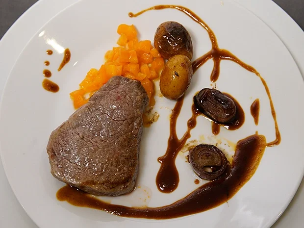 Rezept: Rinderfilet an Demi Glace und Gemüse Bild Nr. 13702 Rinderfilet an Demi Glace und Gemüse - Rezept - Bild Nr. 13702