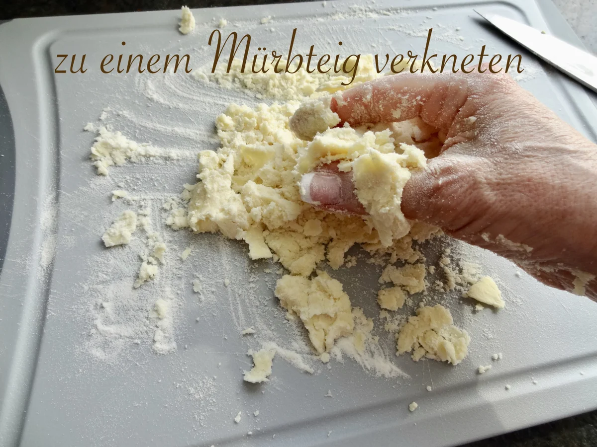 Rezept: Walnußtorte mit Likörglasur Bild Nr. 4 Walnußtorte mit Likörglasur - Rezept - Bild Nr. 4