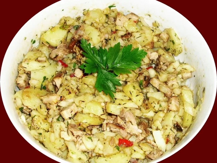 Rezept: Fleisch-Kartoffelsalat mediterran - (Resteverwertung) Bild Nr. 13706 Fleisch-Kartoffelsalat mediterran - (Resteverwertung) - Rezept - Bild Nr. 13706