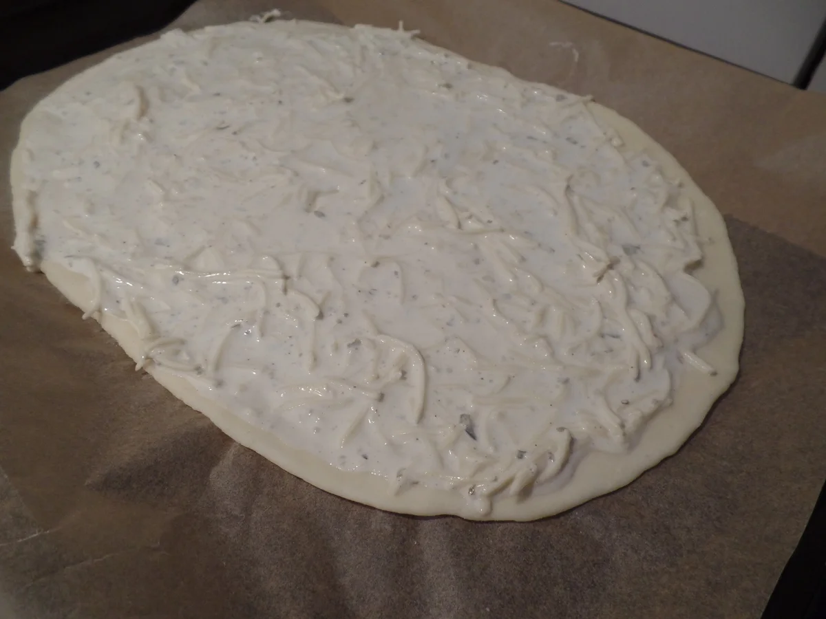 Flammkuchen mit Lauch und Lachs - Rezept - Bild Nr. 13718