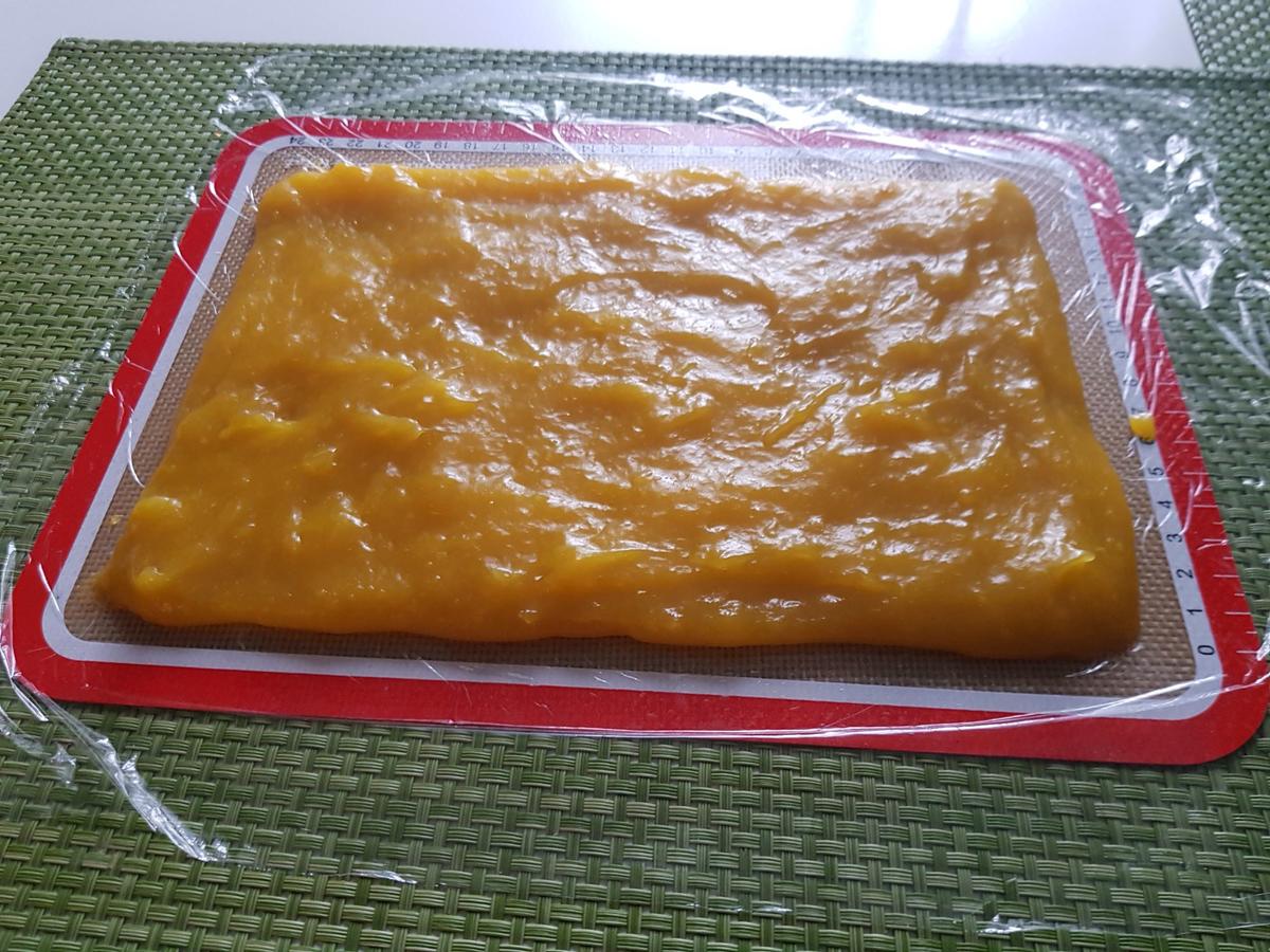 Stracciatella Mousse mit Mango Haube - einfach - von barbara62 Stracciatella Mousse mit Mango Haube - einfach - von barbara62