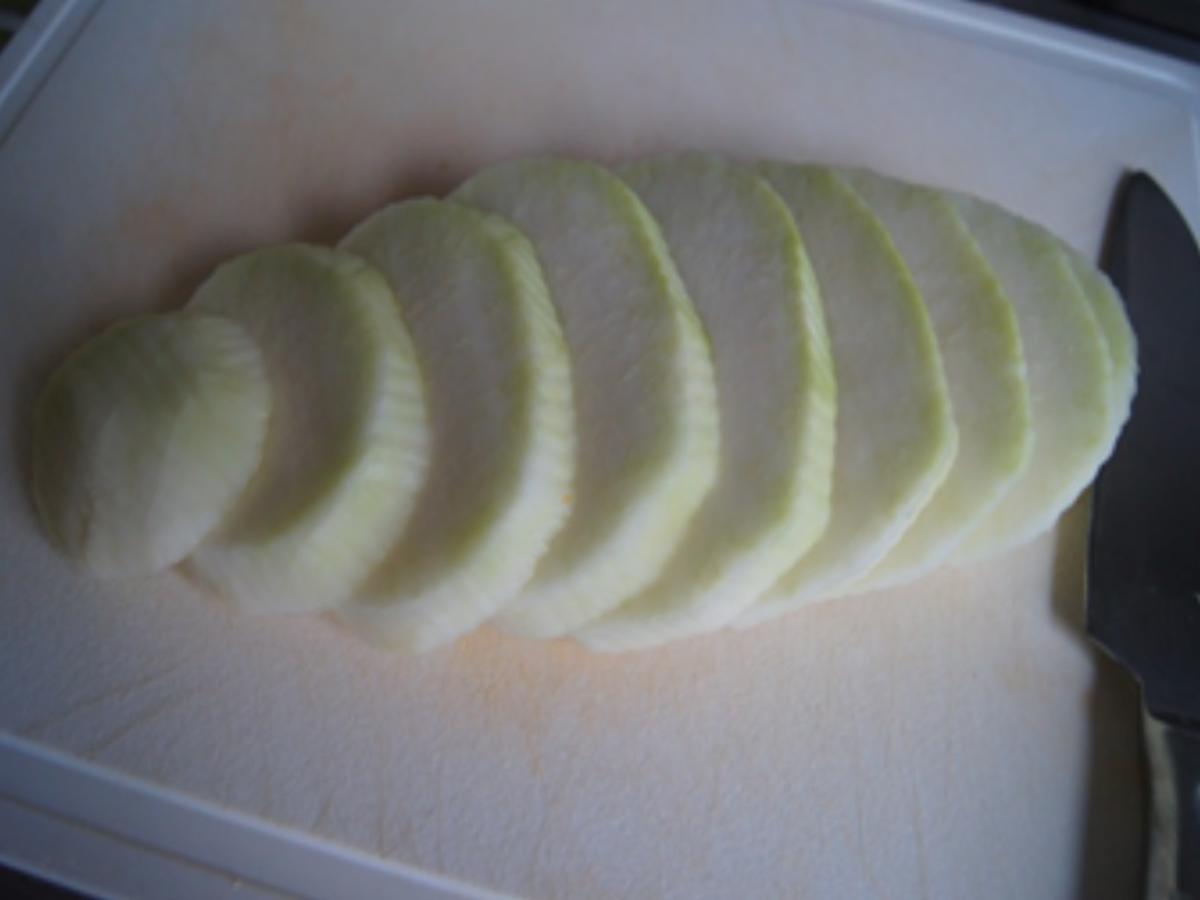 Seelachsfilet mit Rahmkohlrabi und Möhren-Kartoffel-Stampf - Rezept - Bild Nr. 13710
