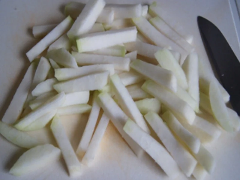 Rezept: Seelachsfilet mit Rahmkohlrabi und Möhren-Kartoffel-Stampf Bild Nr. 13711 Seelachsfilet mit Rahmkohlrabi und Möhren-Kartoffel-Stampf - Rezept - Bild Nr. 13711