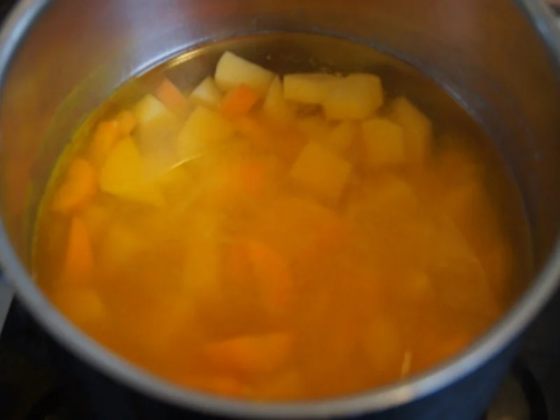 Rezept: Seelachsfilet mit Rahmkohlrabi und Möhren-Kartoffel-Stampf Bild Nr. 13716 Seelachsfilet mit Rahmkohlrabi und Möhren-Kartoffel-Stampf - Rezept - Bild Nr. 13716