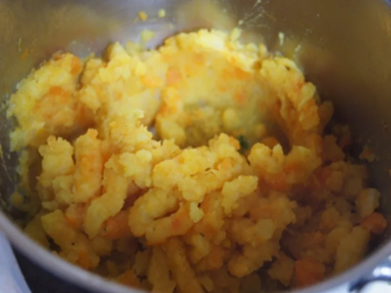 Rezept: Seelachsfilet mit Rahmkohlrabi und Möhren-Kartoffel-Stampf Bild Nr. 13717 Seelachsfilet mit Rahmkohlrabi und Möhren-Kartoffel-Stampf - Rezept - Bild Nr. 13717