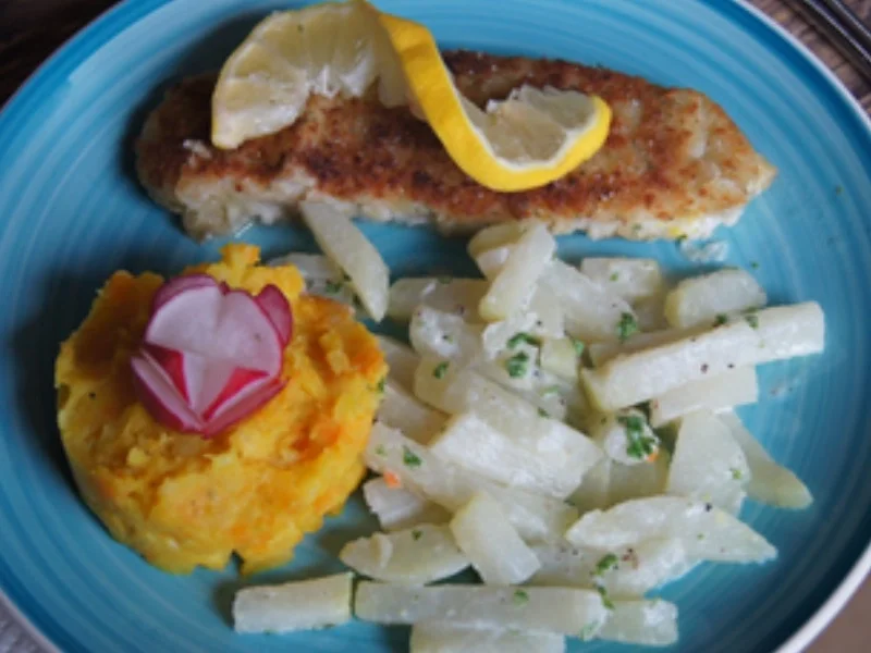 Rezept: Seelachsfilet mit Rahmkohlrabi und Möhren-Kartoffel-Stampf Bild Nr. 13718 Seelachsfilet mit Rahmkohlrabi und Möhren-Kartoffel-Stampf - Rezept - Bild Nr. 13718