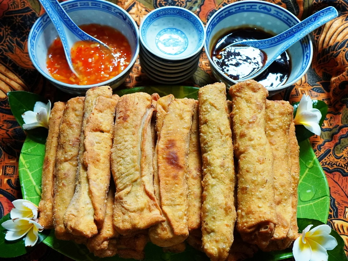 Rezept: Balinesische Frühlingsrollen mit Dippsaucen Bild Nr. 13739 Balinesische Frühlingsrollen mit Dippsaucen - Rezept - Bild Nr. 13739