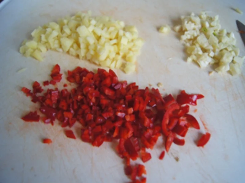 Rezept: Herzhafte Gemüsesuppe mit Rinderhackfleisch Bild Nr. 13742 Herzhafte Gemüsesuppe mit Rinderhackfleisch - Rezept - Bild Nr. 13742