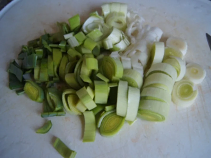 Rezept: Herzhafte Gemüsesuppe mit Rinderhackfleisch Bild Nr. 13744 Herzhafte Gemüsesuppe mit Rinderhackfleisch - Rezept - Bild Nr. 13744