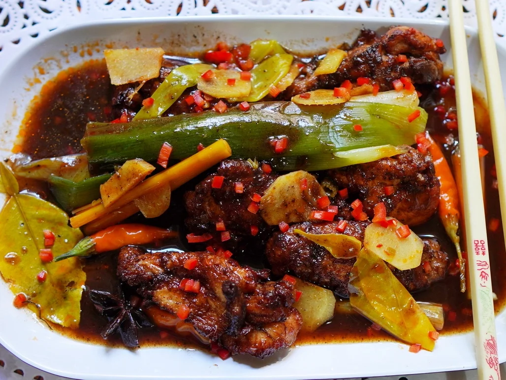 Scharfes Tamarinden-Chicken mit Frühlingszwiebeln - Rezept - Bild Nr. 13739