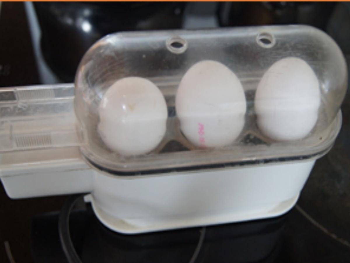 Rahmspinat mit gekochten Eiern und Pellkartoffel-Drillingen - Rezept - Bild Nr. 8