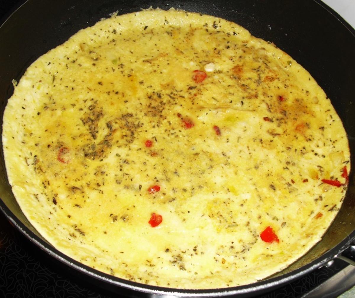 Omelett mit geräucherter Forelle - Rezept - Bild Nr. 13780