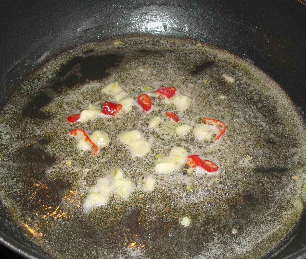 Omelett mit geräucherter Forelle - Rezept - Bild Nr. 13781