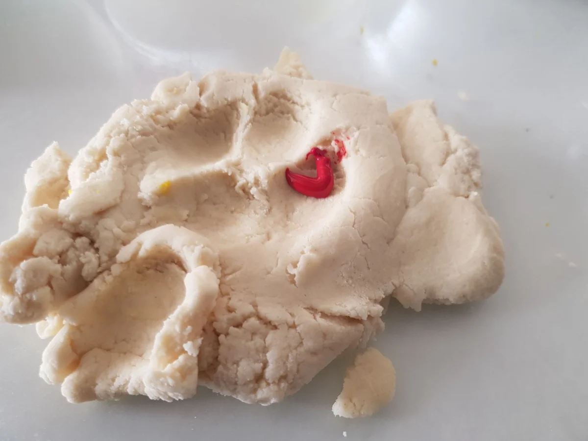 Rezept: Bunte Ostereier-Plätzchen und Keks-Lollis mit Zuckerkruste Bild Nr. 13783 Bunte Ostereier-Plätzchen und Keks-Lollis mit Zuckerkruste - Rezept - Bild Nr. 13783