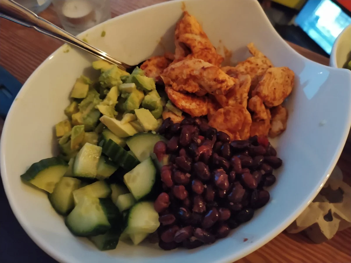 Gesunde Grünkern-Bowl mit Honig-Senf-Dressing - Rezept - Bild Nr. 2