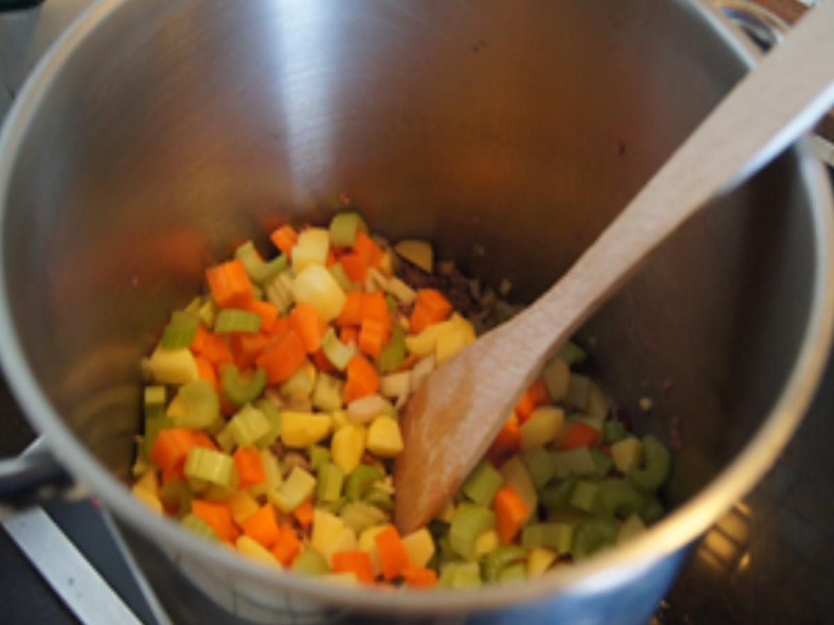 Rindermett-Kartoffel-Gemüse-Suppe - Rezept - Bild Nr. 13
