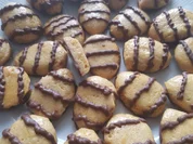 Rezept: Knusper-Karamell-Ostereier mit Minz-Schoko-Deko Bild Nr. 13787 Knusper-Karamell-Ostereier mit Minz-Schoko-Deko - Rezept - Bild Nr. 13787