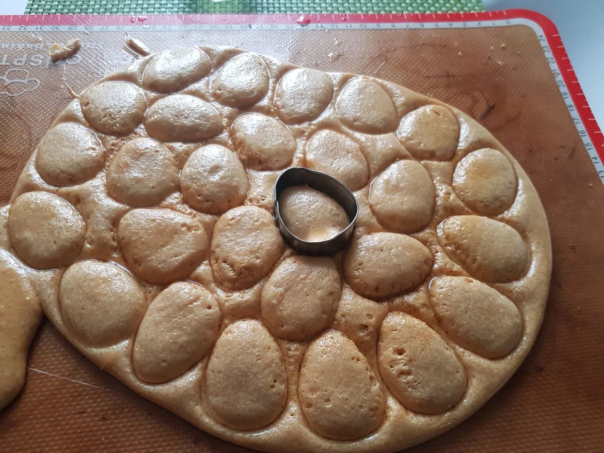 Knusper-Karamell-Ostereier mit Minz-Schoko-Deko - Rezept - Bild Nr. 13790