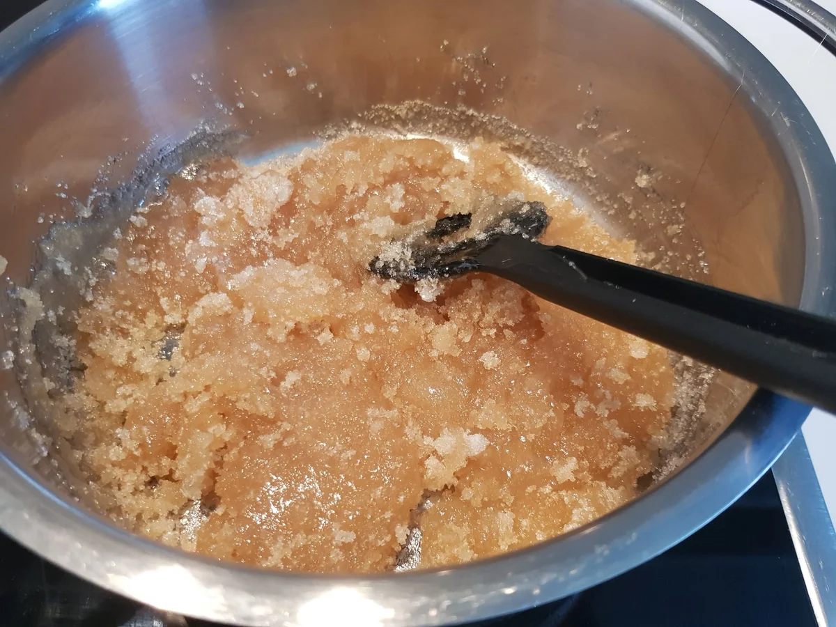 Knusper-Karamell-Ostereier mit Minz-Schoko-Deko - Rezept - Bild Nr. 13793