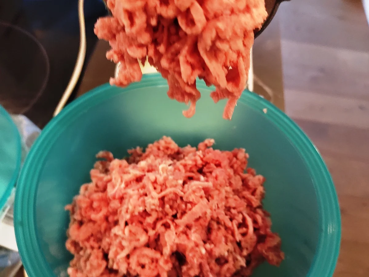 Rezept: Fleischkäse nach Ostschweizer Rezept - mit der Küchenmaschine Bild Nr. 13791 Fleischkäse nach Ostschweizer Rezept - mit der Küchenmaschine - Rezept - Bild Nr. 13791