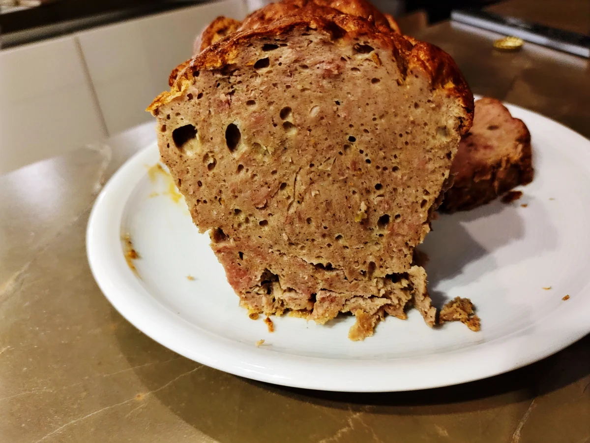 Rezept: Fleischkäse nach Ostschweizer Rezept - mit der Küchenmaschine Bild Nr. 13814 Fleischkäse nach Ostschweizer Rezept - mit der Küchenmaschine - Rezept - Bild Nr. 13814