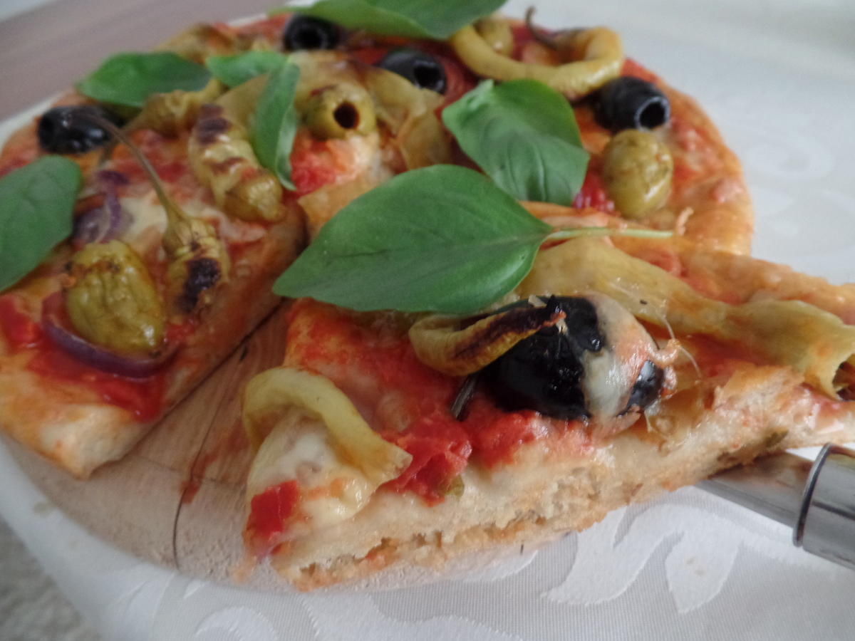 Pizza Margherita - Rezept - Bild Nr. 13794