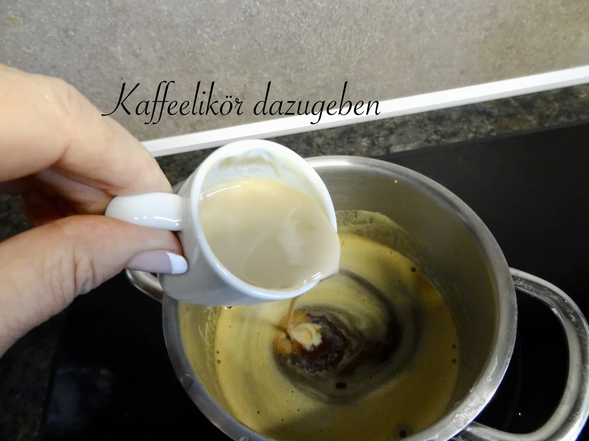 Cremeschnitten mit Kaffeecreme - Rezept - Bild Nr. 13829
