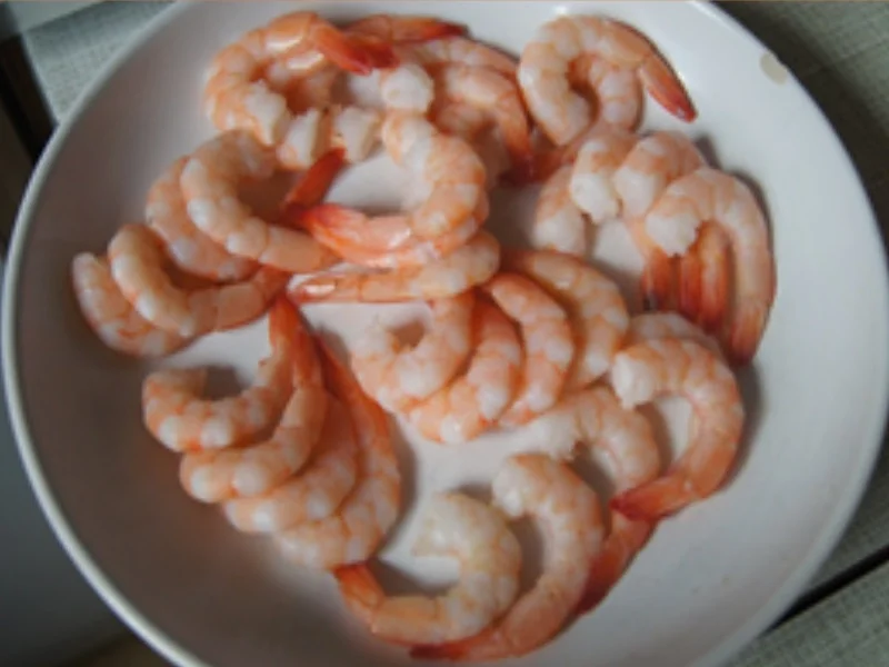 Rezept: Garnelen mit süßer Chilisauce, Brokkoli und Petersilien-Kartoffeln Bild Nr. 5 Garnelen mit süßer Chilisauce, Brokkoli und Petersilien-Kartoffeln - Rezept - Bild Nr. 5