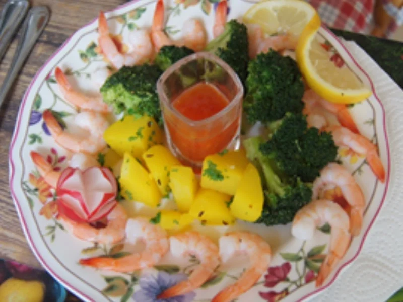 Rezept: Garnelen mit süßer Chilisauce, Brokkoli und Petersilien-Kartoffeln Bild Nr. 14 Garnelen mit süßer Chilisauce, Brokkoli und Petersilien-Kartoffeln - Rezept - Bild Nr. 14