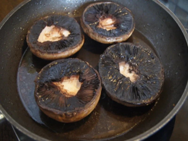 Fränkische Bratwurst mit Portobello und Petersilien-Kartoffeln - Rezept - Bild Nr. 10