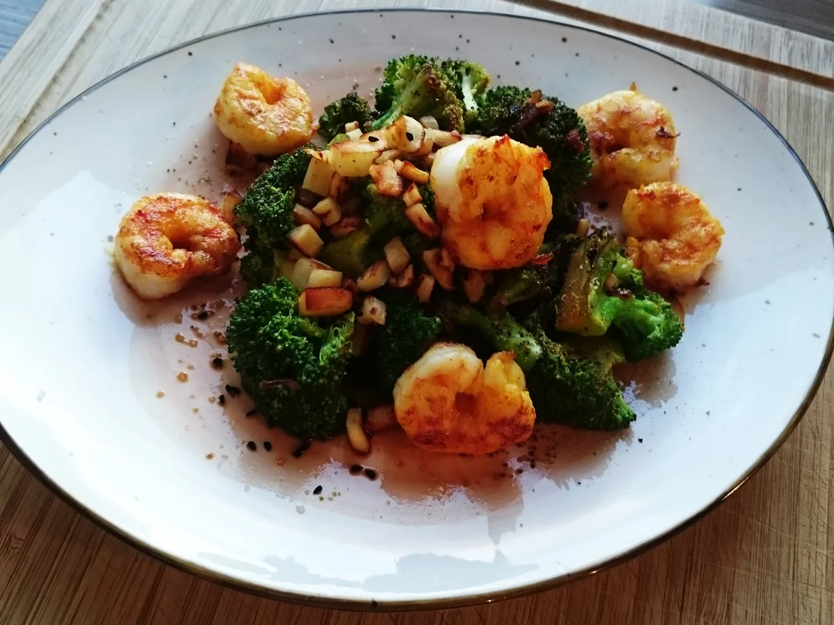 Lauwarmer Brokkoli-Salat mit Pastinaken- Knusperle - Rezept - Bild Nr. 13826