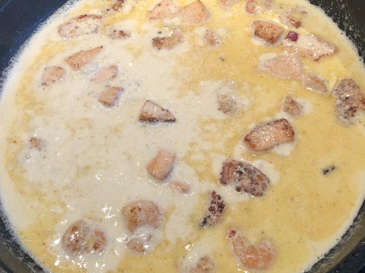 Bandnudeln mit Lachs Sahne Sauce - schnell &amp; einfach - von Brausewind