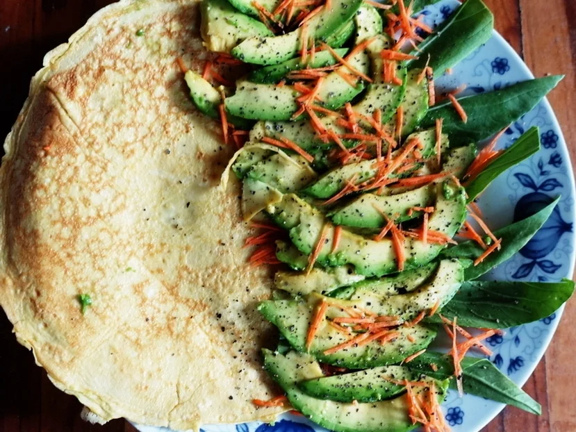 Avocadosalat mit Omelette und Mango - Rezept - Bild Nr. 13852