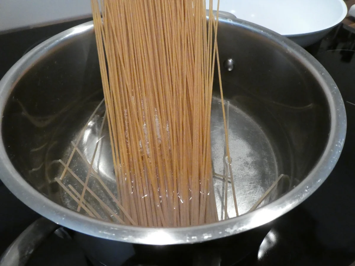 Bärlauch-Pesto mit Nudeln - Rezept - Bild Nr. 13866