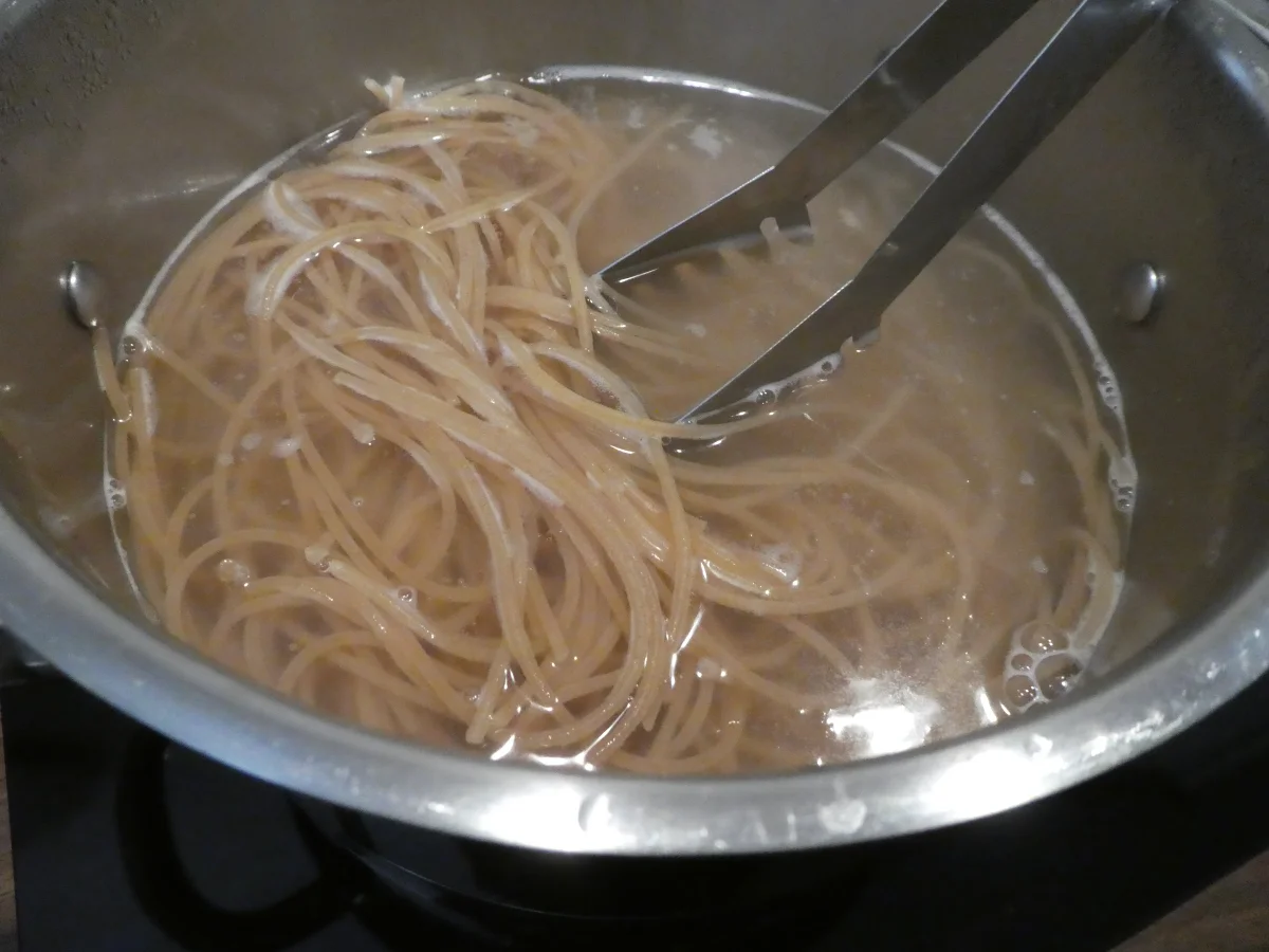 Bärlauch-Pesto mit Nudeln - Rezept - Bild Nr. 13867