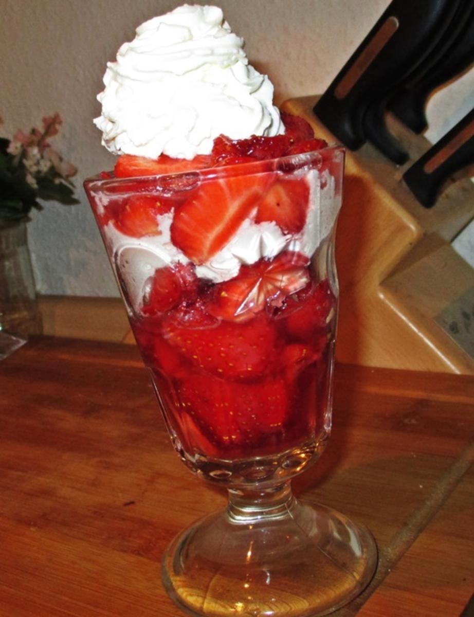 Erdbeeren mit Schlagsahne - Rezept - Bild Nr. 2