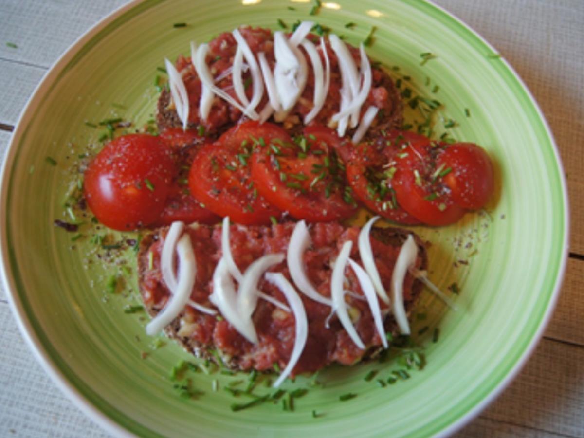 Vollkornbrot mit Tartar und Tomaten - Rezept - Bild Nr. 11