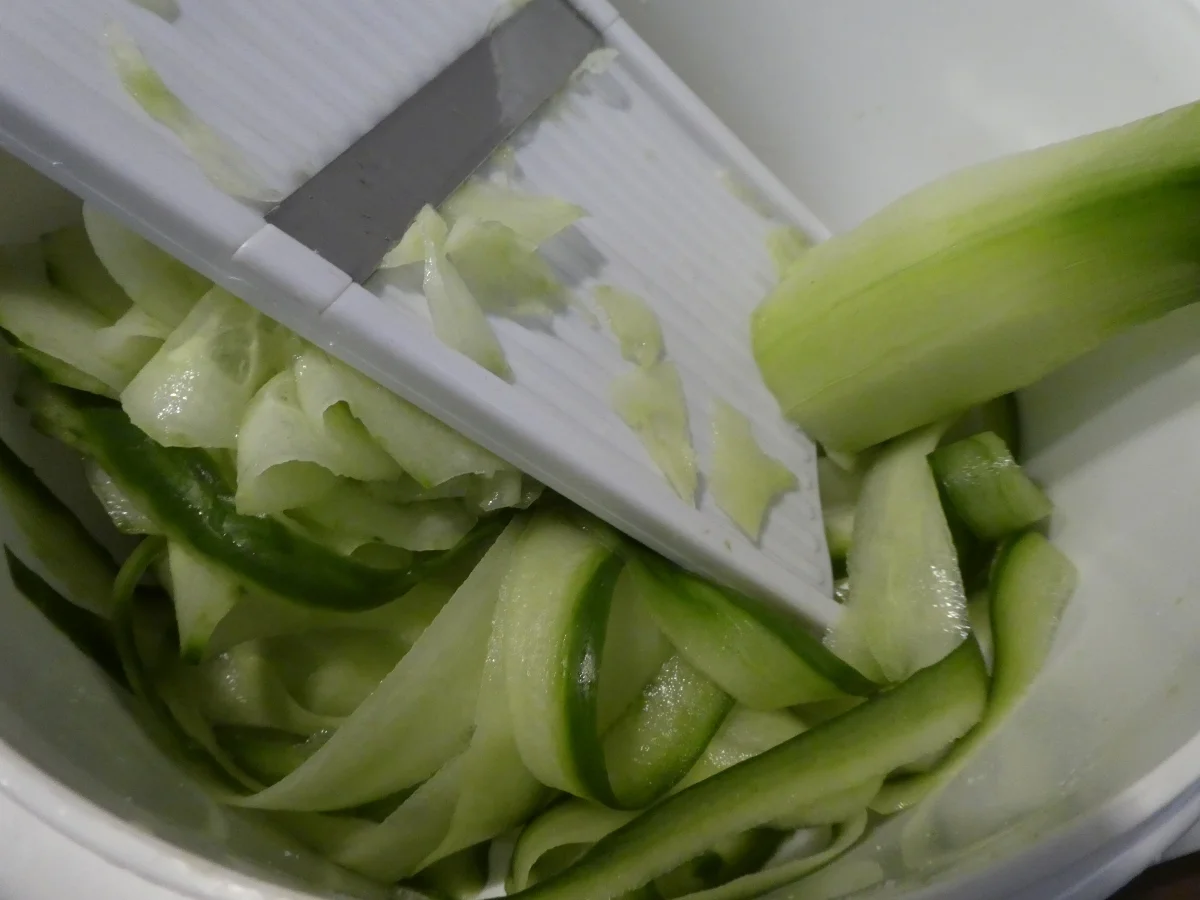 Süßkartoffel-Waffeln mit Rote-Beete-Creme und Lachs - Rezept - Bild Nr. 13894