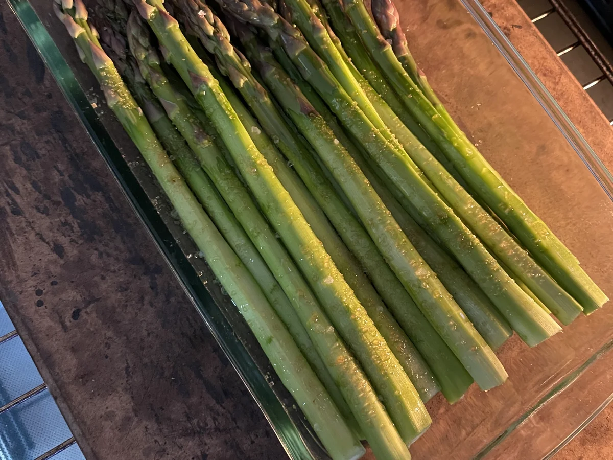 Grüner Spargel aus dem Ofen mit Jakobsmuscheln - Rezept - Bild Nr. 13886