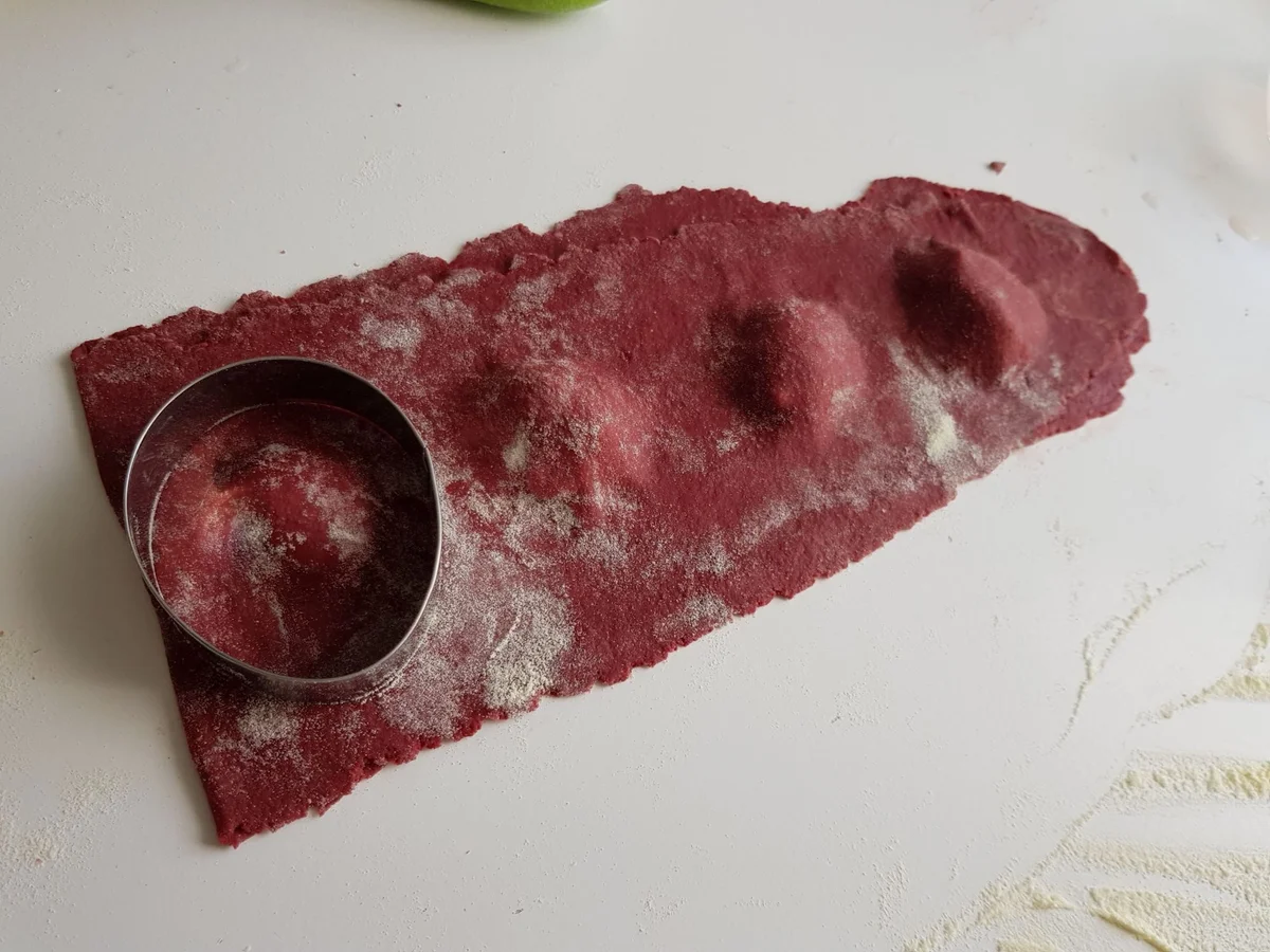 Ostereier-Ravioli auf Erbsen-Parmesan-Creme - Rezept - Bild Nr. 13904