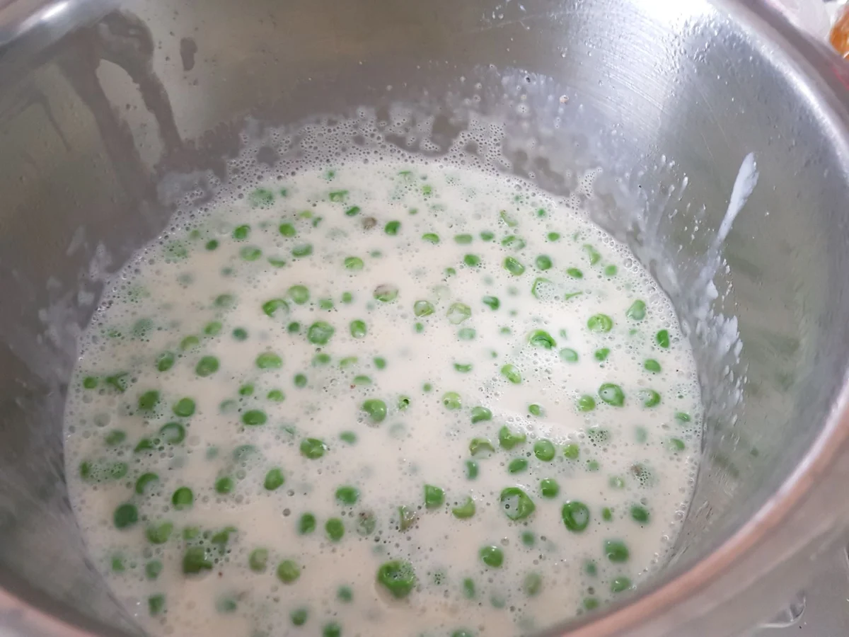 Ostereier-Ravioli auf Erbsen-Parmesan-Creme - Rezept - Bild Nr. 13907