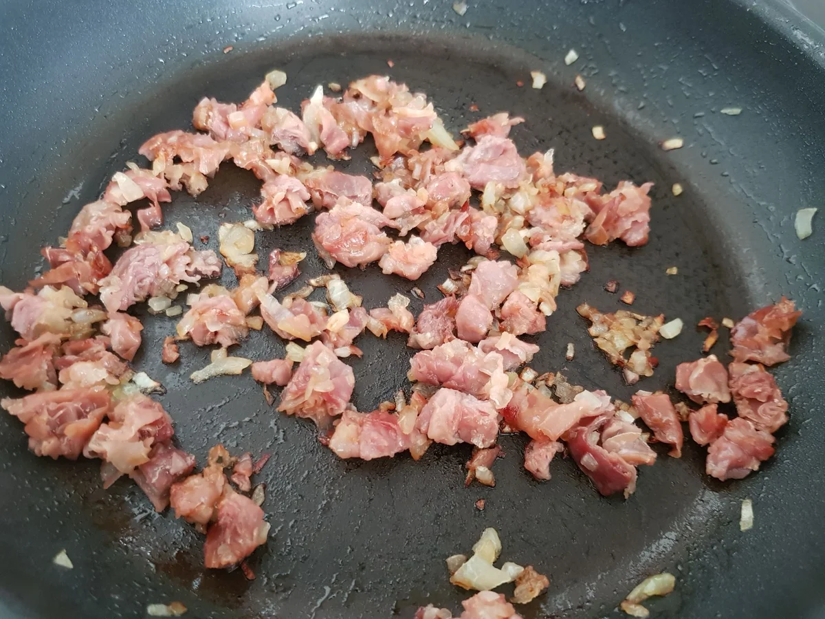 Ostereier-Ravioli auf Erbsen-Parmesan-Creme - Rezept - Bild Nr. 13909