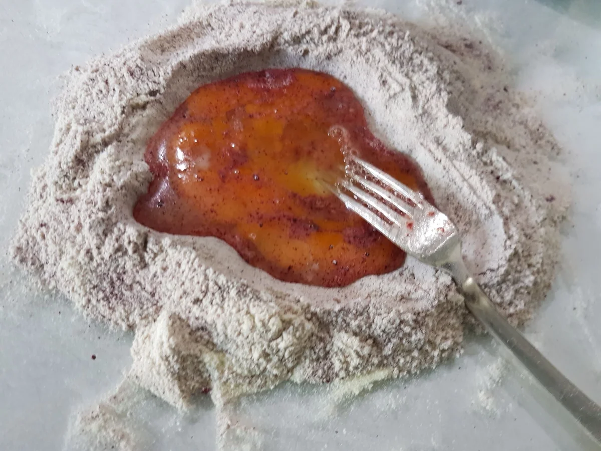 Ostereier-Ravioli auf Erbsen-Parmesan-Creme - Rezept - Bild Nr. 13916