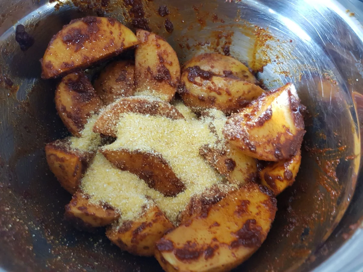 Chicken McNuggets, Coutry Potatoes und BBQ-Soße - Rezept - Bild Nr. 13906