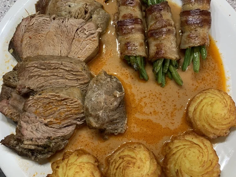 Lammkeule im Römertopf, Prinzessbohnen im Speckmantel - Rezept - Bild Nr. 13903