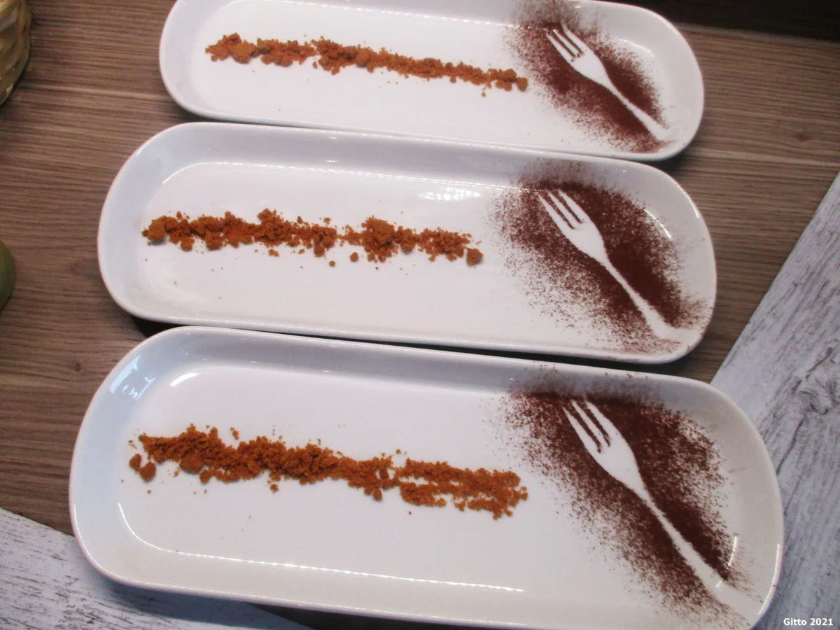 Rezept: Halbgefrorene Tiramisu Creme Bild Nr. 13906 Halbgefrorene Tiramisu Creme - Rezept - Bild Nr. 13906