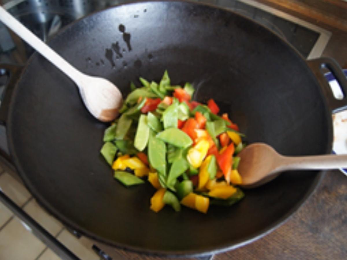 Gemüse-Wok mit Seelachsfilet - Rezept - Bild Nr. 10