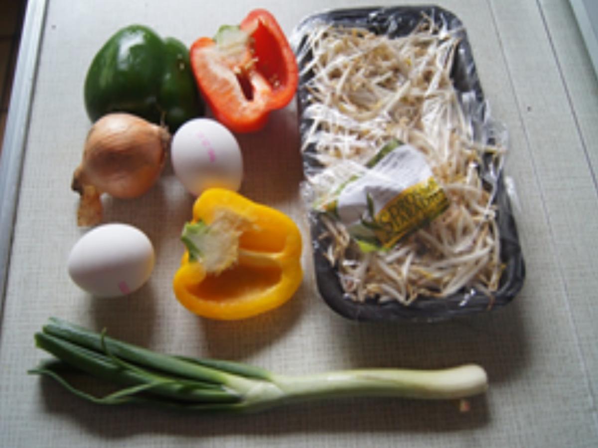 Gemüse-Ei-Omelett auf Vollkornbrot - Rezept - Bild Nr. 3